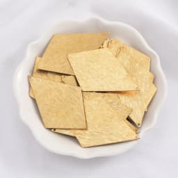 6pcs original brass single hole brushed solid flat rhombus pieces are used to make charming earring necklace pendant components