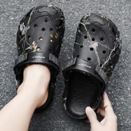 18 Men Shoes Slippers Men Garden Flat Sandals Platform Sandals Man Summer Sandals Male Sneakers Outdoor Flip Flops Home Clogs
