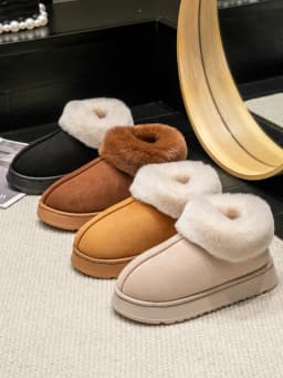 High Quality of Women's Fashion Snow Boots Fluffy Plush Faux Fur Soft Slippers Winter Indoor Comfortable Home Men's Shoes