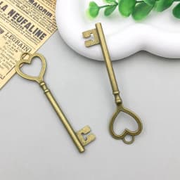 10pcs/Lot Retro Antique Bronze Heart Engraved Vintage Key Pendant-DIY Jewelry Charms for Necklace&Keychain Craft Making Supplies