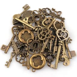 10pcs/Lot Retro Antique Bronze Heart Engraved Vintage Key Pendant-DIY Jewelry Charms for Necklace&Keychain Craft Making Supplies