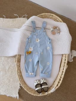 Summer Hot Baby Suspender Pants Sleeveless Flower Embroidery Loose Overalls Romper Girls Jumpsuits Boys Clothes with Pockets
