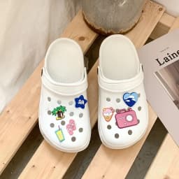 2025 New Summer Women Waterproof Slippers Summer Outdoor Women Slides Soft Sole Garden Shoes Indoor Classic Nursing Clogs Sandal