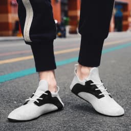 Spring and Summer Men's Loafers One-Piece Lazy Sneakers for Comfort and Convenience