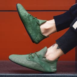 Spring and Summer Men's Loafers One-Piece Lazy Sneakers for Comfort and Convenience