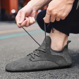 Spring and Summer Men's Loafers One-Piece Lazy Sneakers for Comfort and Convenience