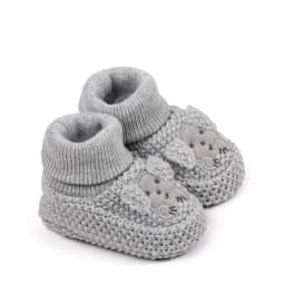 Autumn and Winter 0-6 Months Handmade Knitted Baby Wool Shoes Perfect for Newborns and Full-Month Babies Won't Come Off