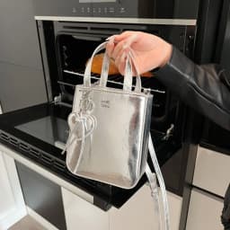 Fashion Pu Leather Shoulder Bag Chic Versatile Small Square Bag with Love Keychain Pendant High Quality Crossbody Bags for Women