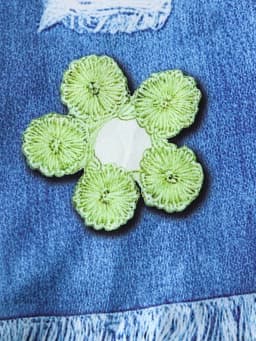 Children's Floral Decoration Set Fresh Fun Style Long Sleeve Top with 3D Flower Bell Bottom Pants And Hole Sticker Design