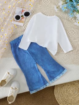 Children's Floral Decoration Set Fresh Fun Style Long Sleeve Top with 3D Flower Bell Bottom Pants And Hole Sticker Design