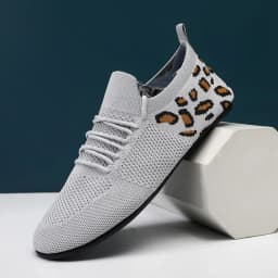 2024 Breathable Men Vulcanized Shoes New Lightweight Couple Flats Soft Mesh Men's Casual Shoes Outdoor Driving Footwear 36-47