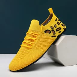 2024 Breathable Men Vulcanized Shoes New Lightweight Couple Flats Soft Mesh Men's Casual Shoes Outdoor Driving Footwear 36-47