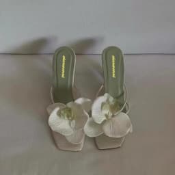 Women's Slippers Casual Fashionable High Quality Shoes for Women Shallow Women Sandals Elegant Flowers Design Women's Slippers