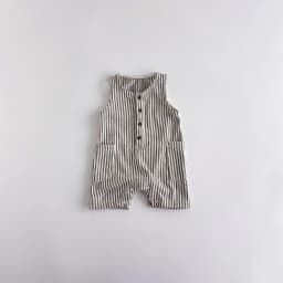 Summer Korean-style striped sleeveless jumpsuit for baby boys and girls, baby crew neck pocket jumpsuit, suitable for going out