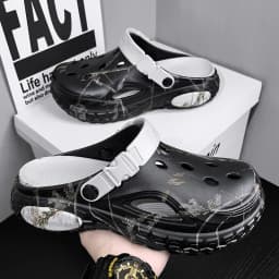 2026 Summer Men's Sandals New Home Garden Shoes Comfortable and Light Men's Slippers Non-Slip Soft Bottom Beach Sandals 47 48