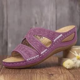 Summer 2026 Women's Sandals with Exposed Toes, Retro Anti Slip Leather Casual Women's Fashionable Versatile Sandals