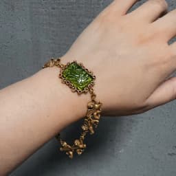 Vintage Green Glass Bracelet Charm Square Relief Lion Woman Jewelry Real Gold Plated Luxury Designers Summer Accessories 2025