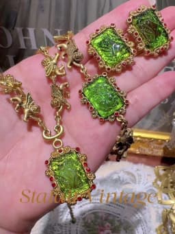 Vintage Green Glass Bracelet Charm Square Relief Lion Woman Jewelry Real Gold Plated Luxury Designers Summer Accessories 2025