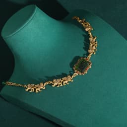 Vintage Green Glass Bracelet Charm Square Relief Lion Woman Jewelry Real Gold Plated Luxury Designers Summer Accessories 2025