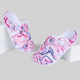 Women‘s Garden Clogs Waterproof Lightweight EVA Nurse Shoes Slip-On Cozy Women House Slippers for All-Day Wear Outdoor Use