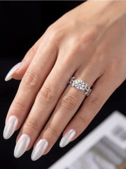Luxury 1CT Certified Moissanite Diamond Leaf Round Ring for Women's Daily Anniversary 925 Sterling Silver Fine Jewelry
