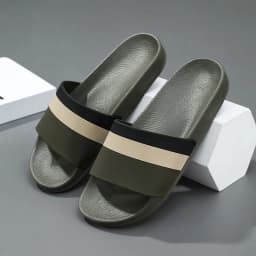 2025 Fashion men's and women's slippers Summer flat sandals Light family bathroom slippers couple indoor non-slip shower shoes