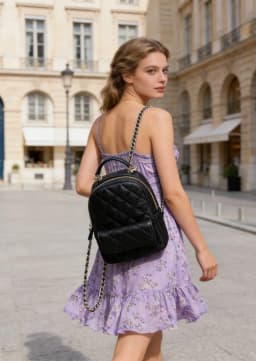 High-end niche quilted backpack for women, new style, fashionable and versatile, chain backpack, exquisite mini cute crossbag
