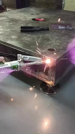 Fiber Laser Welding Lens Protect lens Collimator Lens D18X2 D20X3 D25*2/D30*2/D48*3 welding lens F600/F800/F150/F60 Focus Lens