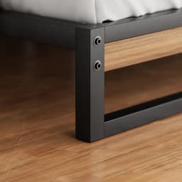 King Size Metal Bed Frame Heavy Duty Platform Bed Frame Easy Assembly No Box Spring Needed Sturdy Steel Bed Base for Bedroom Use