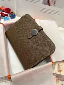 Premium Full Grain Leather Wallet Women Black Pebbled Compact Card Holder Coin Purse French Style Real Leather Snap Closure