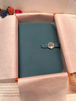 Premium Full Grain Leather Wallet Women Black Pebbled Compact Card Holder Coin Purse French Style Real Leather Snap Closure