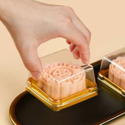 50pcs Clear Plastic Mini Cake Box Set Baking and Kitchen Tools, ldeal for Camping, Dining, Restaurants and Bakeries