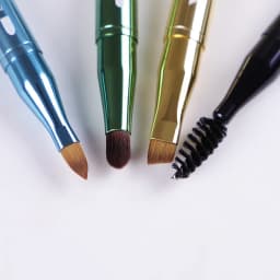 4 in 1 Portable Retractable Travel Lip Eye Brush Professional Makeup Brush Mini Soft Hair Eyeshadow Brush Makeup Accessories 1pc