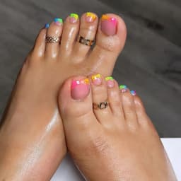 Summer French Gradient False Toe Nails Wearable Short Square Foot Nails Set Press On Nail Tips Rainbow Fake Toenails Full Cover