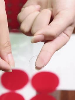 Double Sided Sticky Dots Removable Round Putty Clear Double Sided Tape for Crafts No Trace Sticky Tack Water-Repellent Adhesive