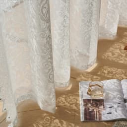 French White Vintage Warp Knitted Lace Beaded Gauze Curtains in the Living Room, Bedroom Bay Window Partition, Wave Lace, Korean