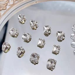 6 Grids Transparent Crystal Nail Pile Diamond Luxury Heart Square Nail Art Rhinestones Gems Sparkle Glass Nail Stones DIY Charms