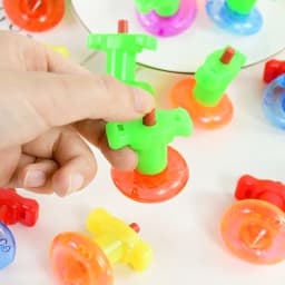 10pcs Mini Gyroscope Spinning Toys Color Torsion Speed Finger Spinning Tops For Kids Birthday Party Gifts Pinata Filler Rewards