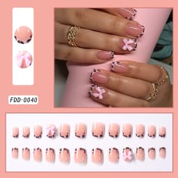 24Pcs Pink Leopard Print Short Square Press on Nails French Bow Wearable False Nails Full Cover Removable Manicure Diy Nail Tips