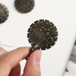 Vintage Style Thread Cutter - Metal Sewing DIY Tool with Antique Design for Quilting, Embroidery, Thread Trimming & Removal
