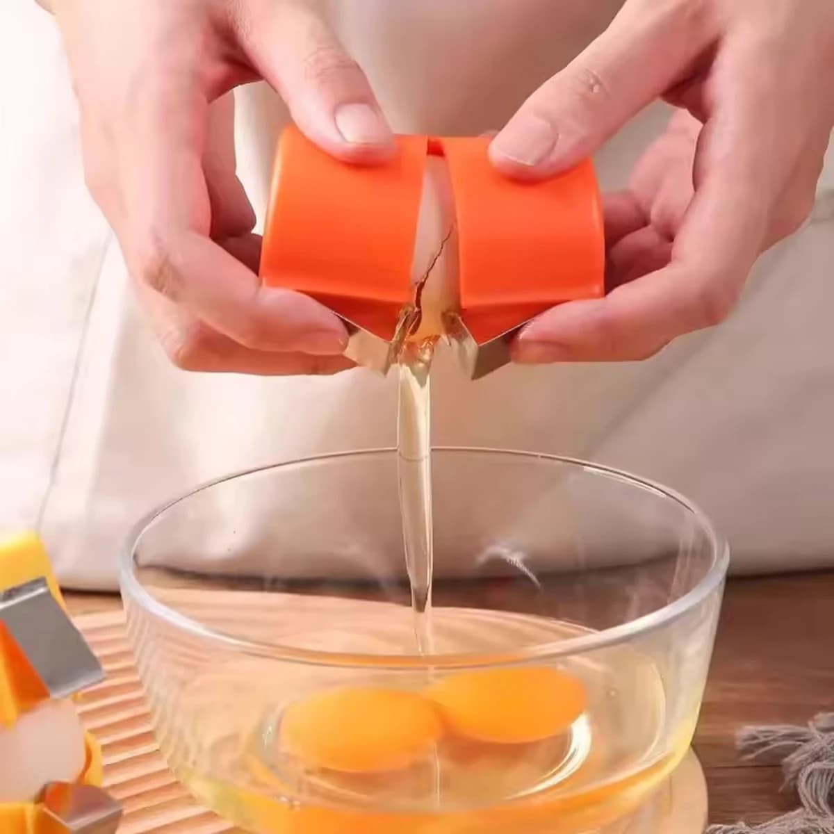 1/3pcs-Egg Shell Opener Press Egg Shell Separator Portable Egg Opener Handheld Egg Shell Household Kitchen Baking Tools