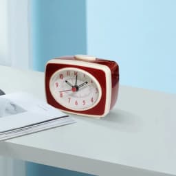 New Non Ticking Silent Alarm Clock Fluorescent Hands Battery-Powered Electronic Clock Luminous Display Desktop Clock Bedroom