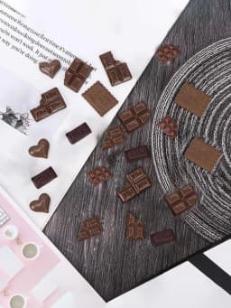 30Pcs Artificial Resin Chocolate Cake Flatback Flat Back Cabochon DIY Dollhouse Food Ornament Miniature for Phone Case Jewelry
