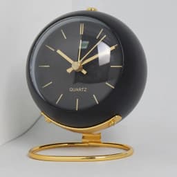Nordic Creative Electronic Desk Clock, Minimalist Children's Alarm Clock, New Desktop Bedside Student Silent Luminous Pointer