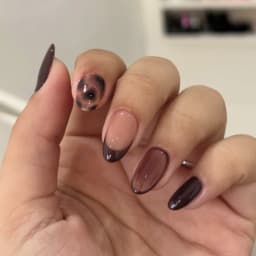 24pcs Gradient Black Pointed Nail Art Fake Nails Press On Nail Tips Artificial Nails Wearable Long Almond False Nails Finished