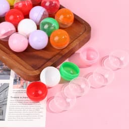 100Pcs 28/32/35/38mm Half Color Round Ball Empty Toy Vending Capsules Clear Balls Funny Toys For Outdoor Fun Sports