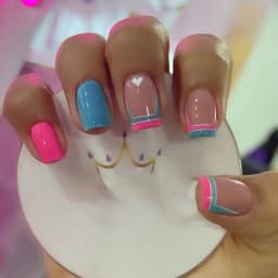24pcs Short Square French Pink Cartoon Snail False Nails Full Cover Detachable Nail Tips Press on Nails