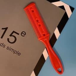 1pc Hair Cutting Comb Hair Brushes With Razor Blades Hair Trimmer Cutting Thinning Tool Barber Tool Hair Salon Barber Comb