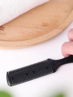 1pc Hair Cutting Comb Hair Brushes With Razor Blades Hair Trimmer Cutting Thinning Tool Barber Tool Hair Salon Barber Comb