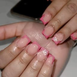 24Pcs Fairy White Flower Fake Nails Pink French Tip Press on Nails Short Square Wearable False Nail for Women Girls DIY Manicure